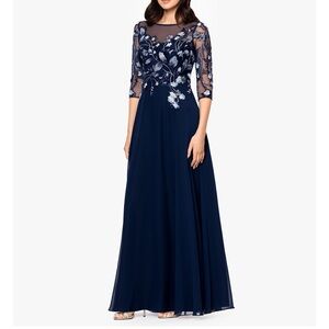Elegant Navy Blue Evening Gown